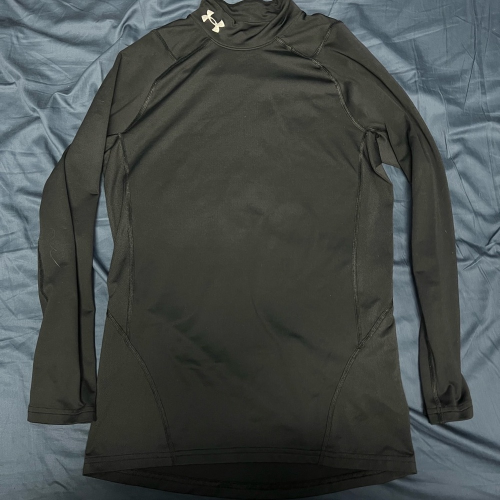 Under Armour Black Long Sleeve compression shirt